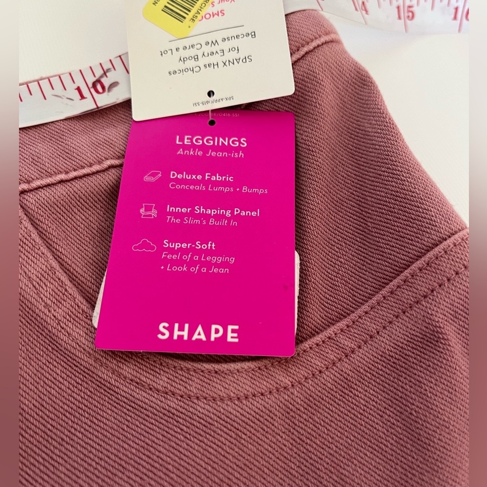 SPANX Ankle Jean-ish, Deluxe Fabric,Inner Shaping Panel, Super Soft. - Picture 4 of 7